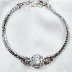 Bracelet Argenté en Acier Inoxydable – Médaillon Central Halo Scintillant et Maille Serpent